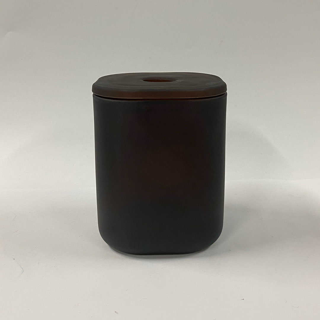 lcs_le-cube-lid_small-frosted-amber-diffuser_01